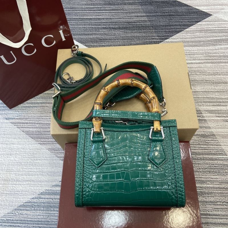 Gvc*1 tote bags